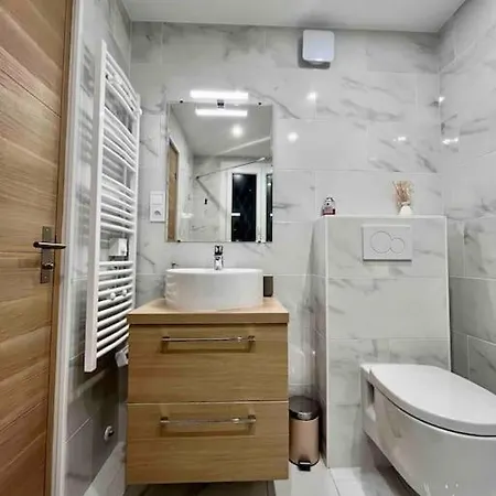 Apartman Magnifique -2min Gare 5min